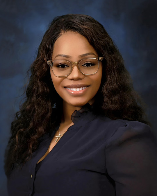 Antoinette Redji - Insurance Advisor